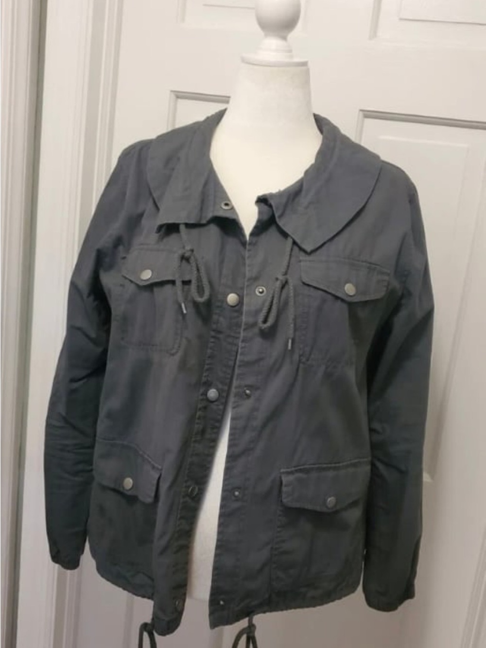 Old Navy Utility Spring Jacket in Grey color